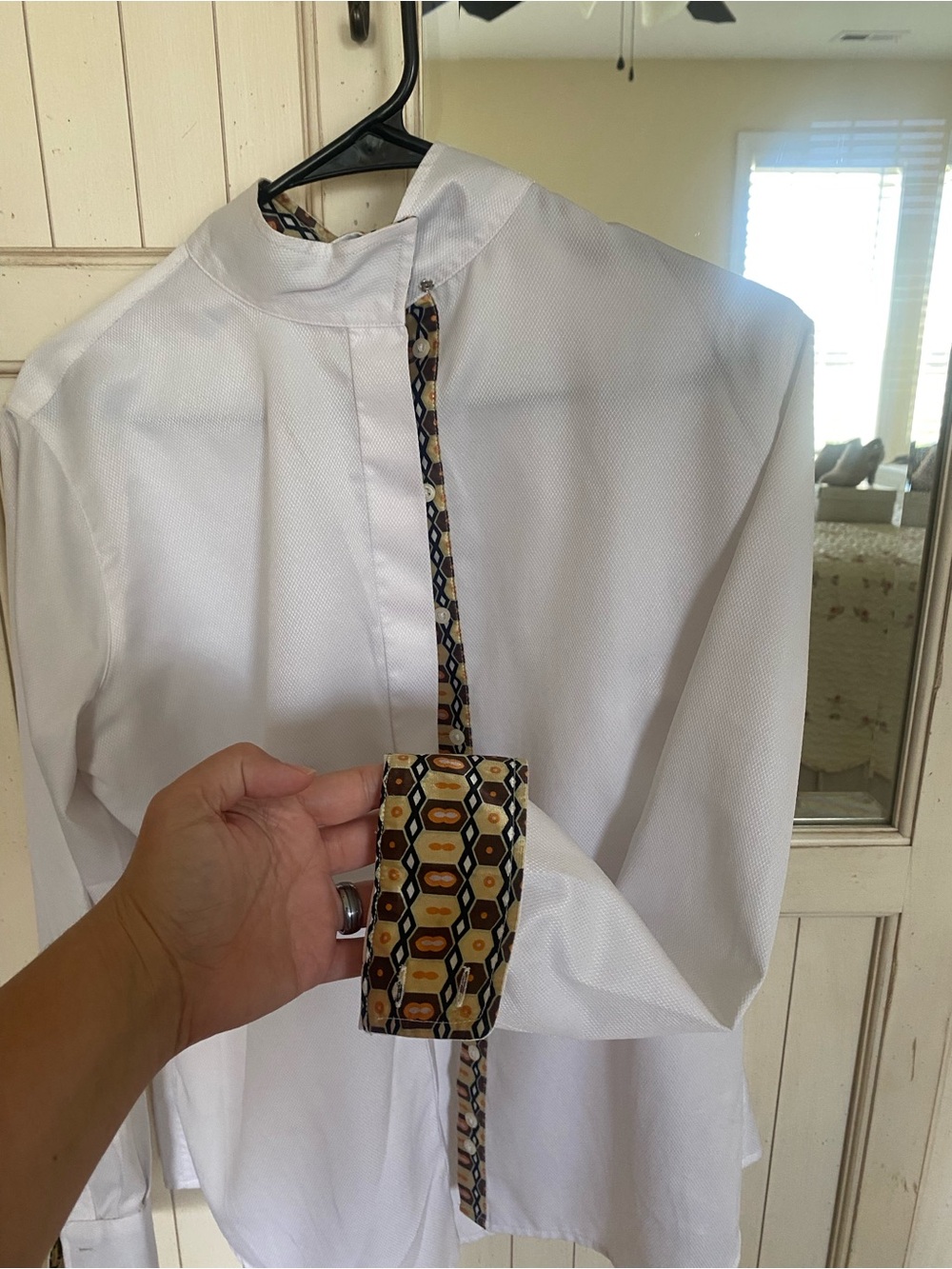 Tailored Sportsman show shirt